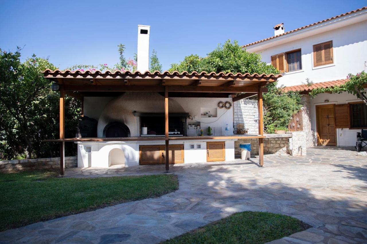 Seaside Haven Kineta Villa Екстериор снимка