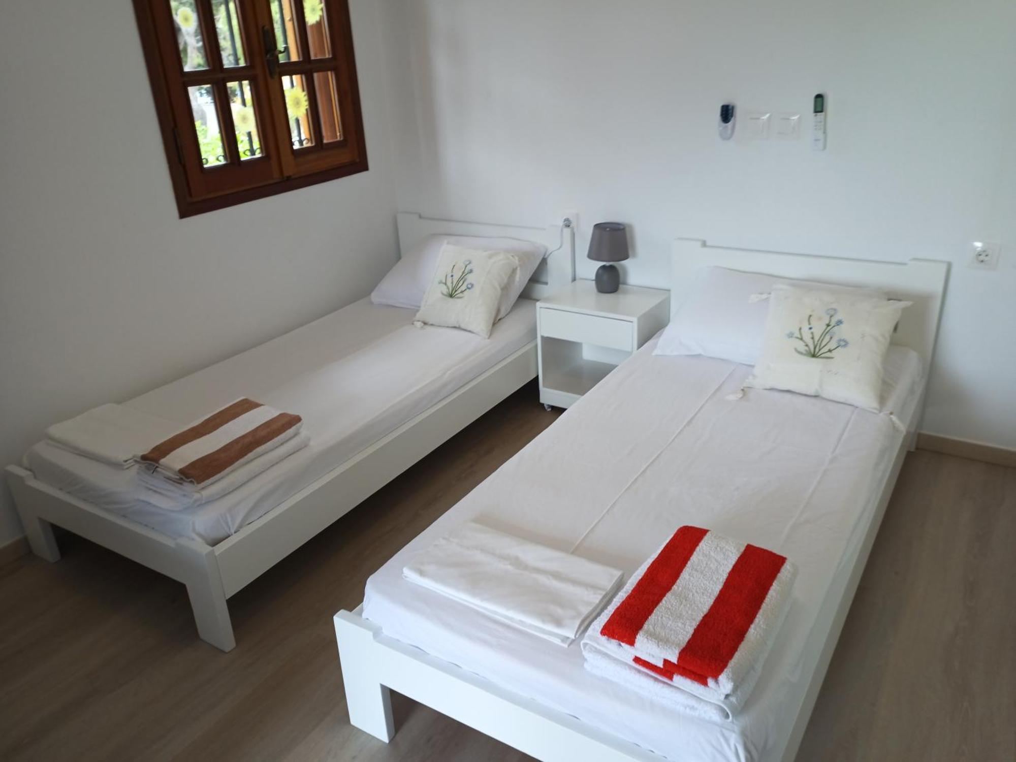 Seaside Haven Kineta Villa Екстериор снимка